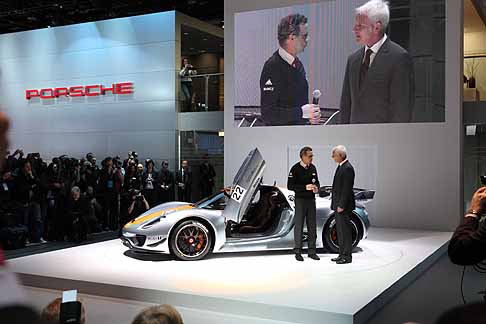 Detroit Auto Show Porsche